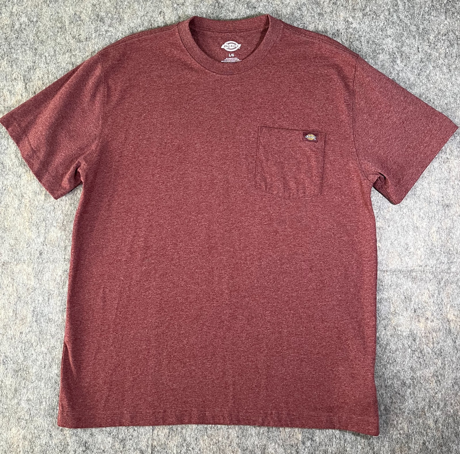 Dickies Men’s Short Sleeve Pocket Tee / Size Large / Maroon T Shirt