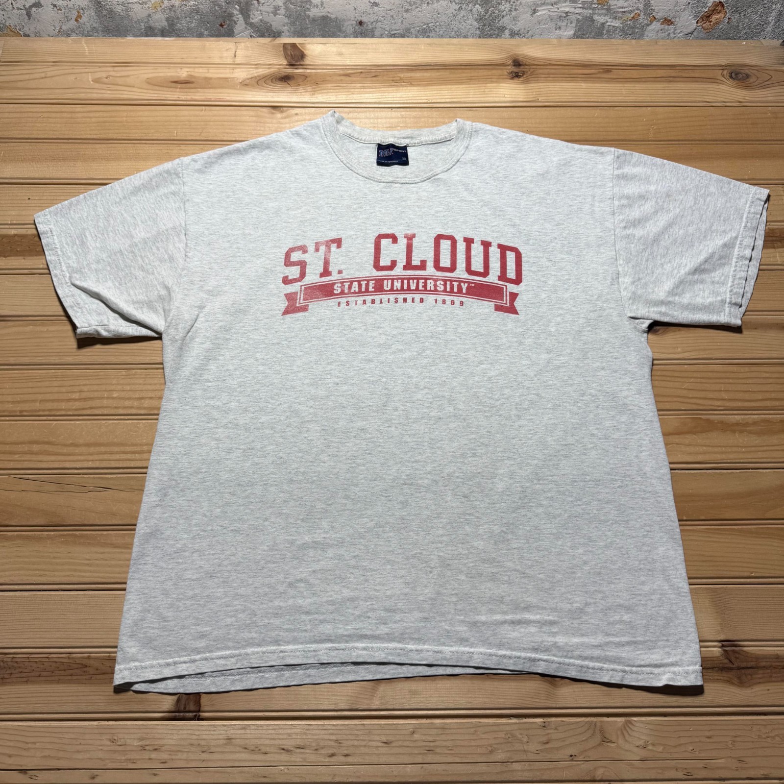 Vintage 90s St Cloud State University Huskies Collegiate Graphic T-Shirt Size XL