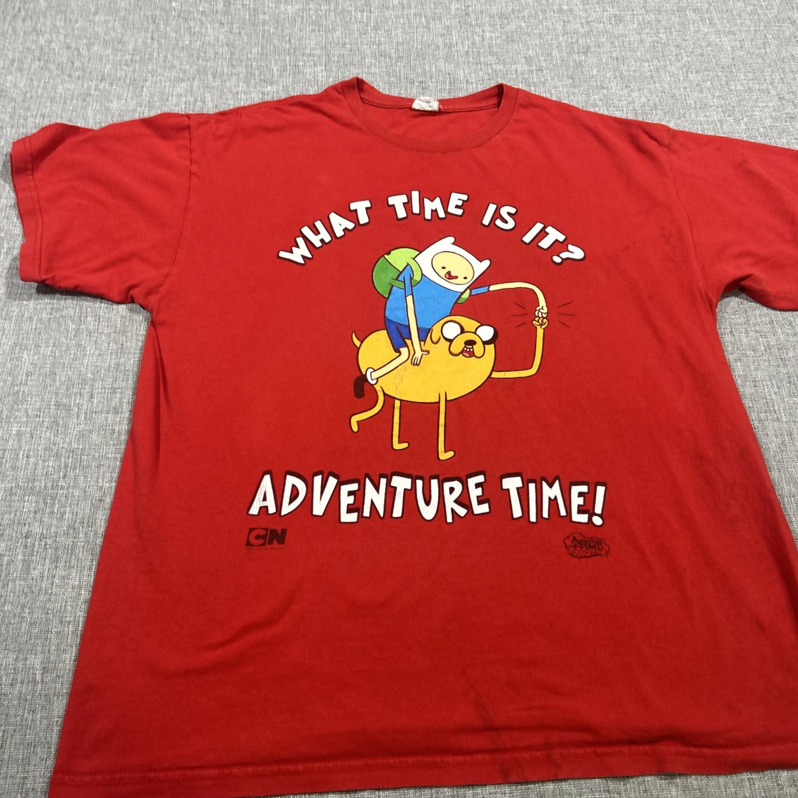 2011 Adventure Time Shirt Size L Cartoon Network Red What Time Is It Finn Jake