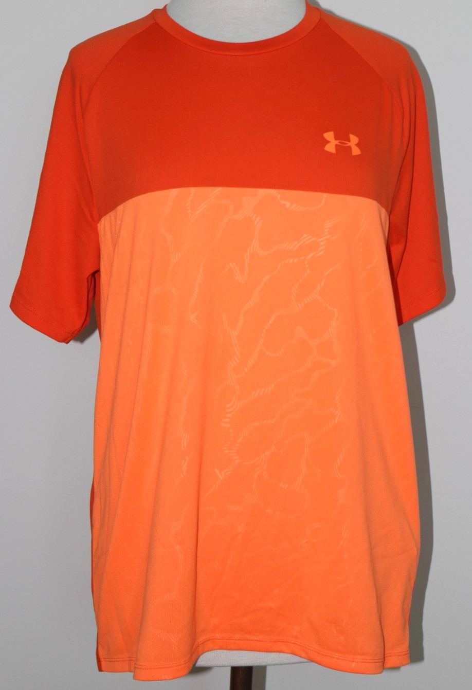 Men’s T-Shirt Under Armour Orange UA Tech 2.0 Emboss Crew-Neck Short Sleeve Sz L
