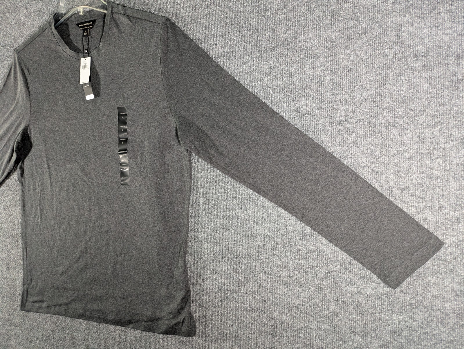 Banana Republic Men’s Large Luxe Touch Performance Tee Long Sleeve Charcoal NWT