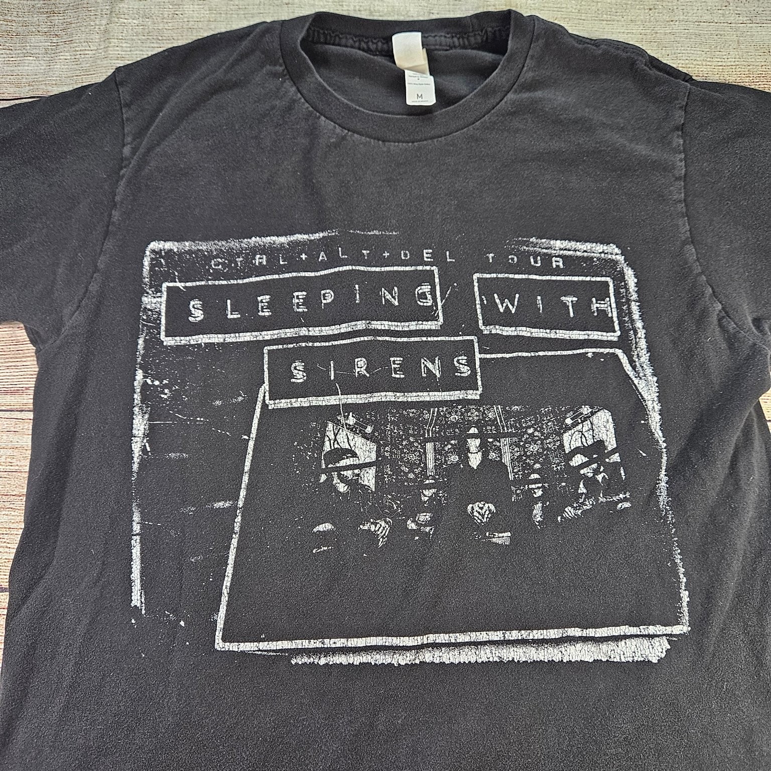 Sleeping With Sirens T-Shirt Men’s Black M 100% Cotton Band Tour 2022 Tultex