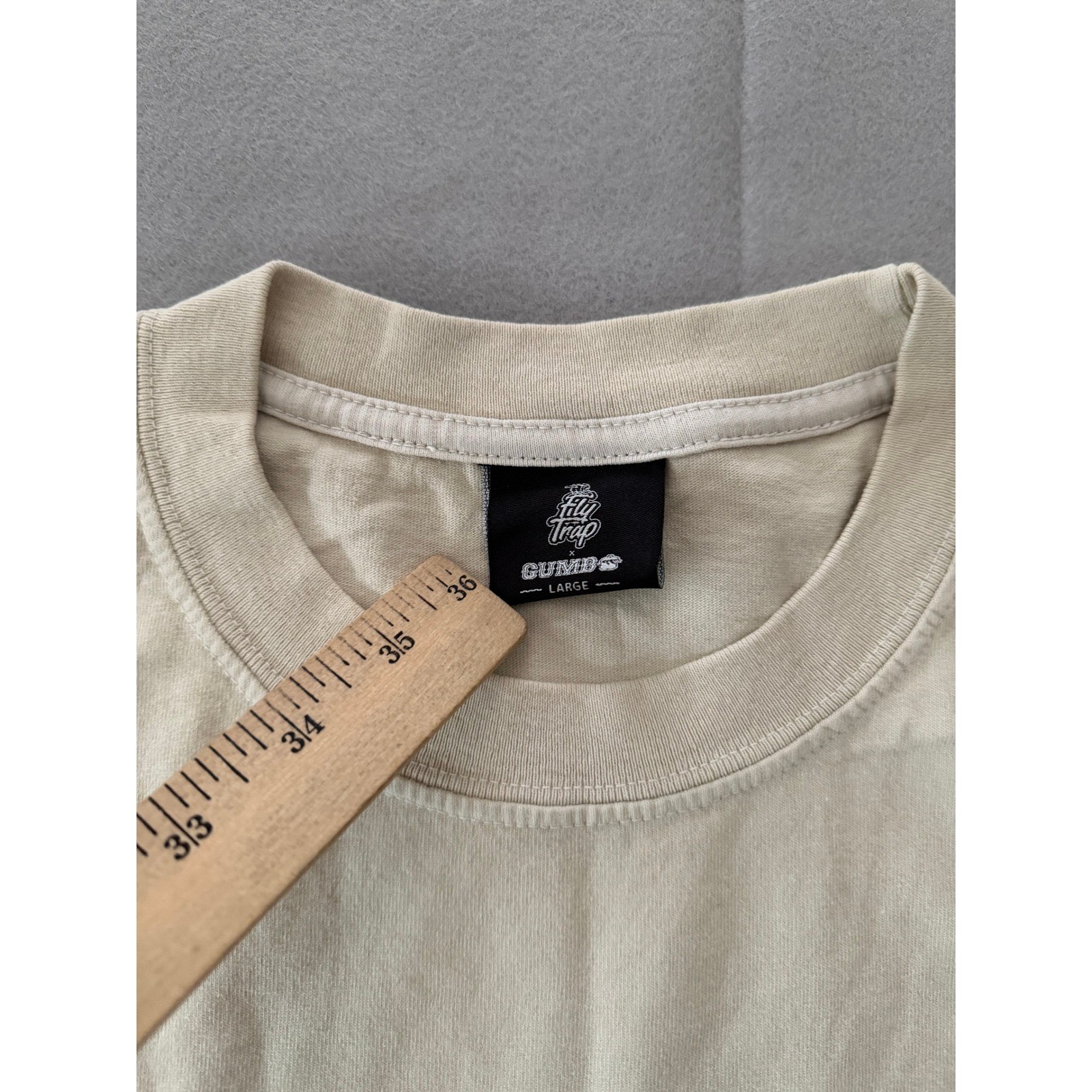 Fly Trap x Gumbo Harlem NYC Graphic T-Shirt Mens Large Tan Giant Fly Bridge Tee