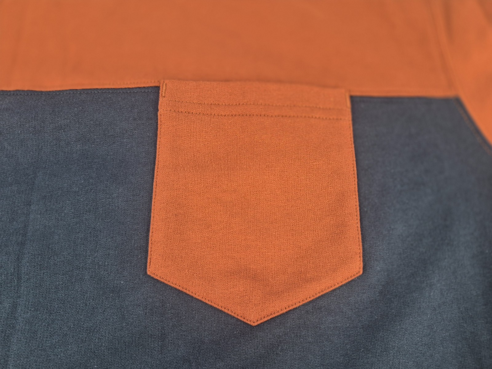 Orvis Midweight T-shirt Men Sz XXL Dark Navy/Peach Long Sleeves Cotton Pocket