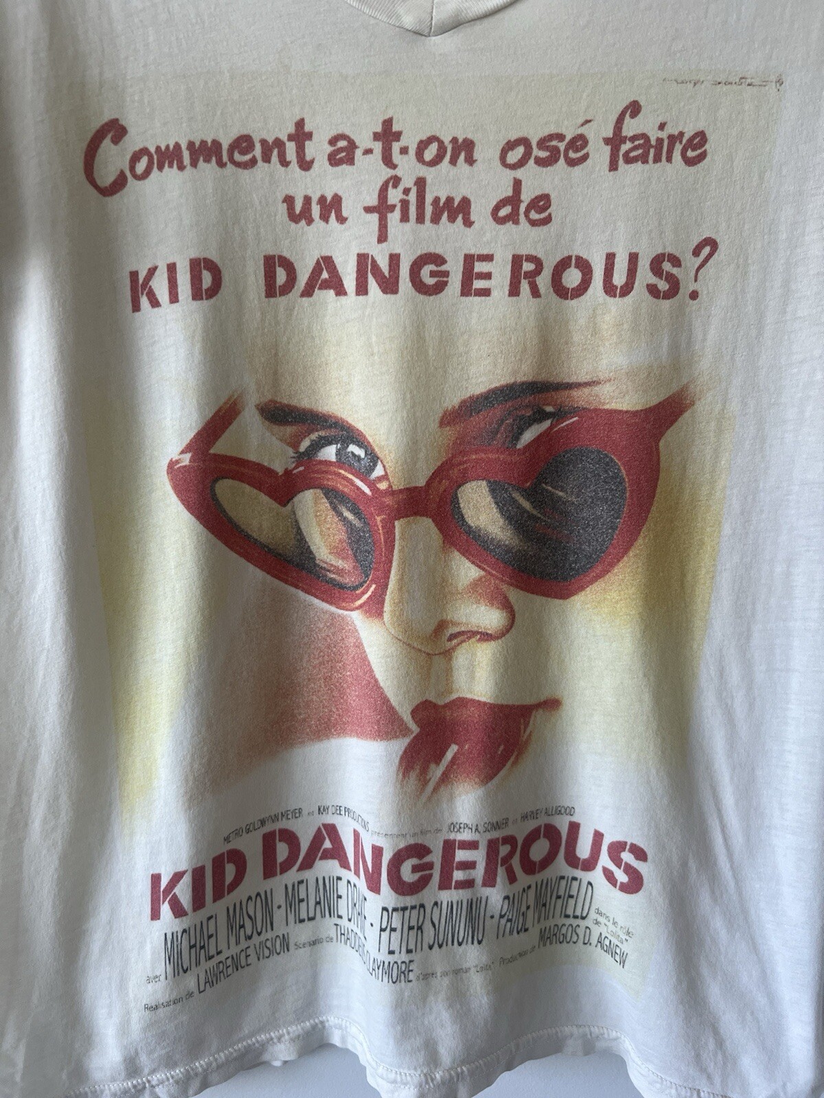 VINTAGE 2000s Kid Dangerous Lolita Cinema Bill Grime Couture Boxy V-Neck T-Shirt