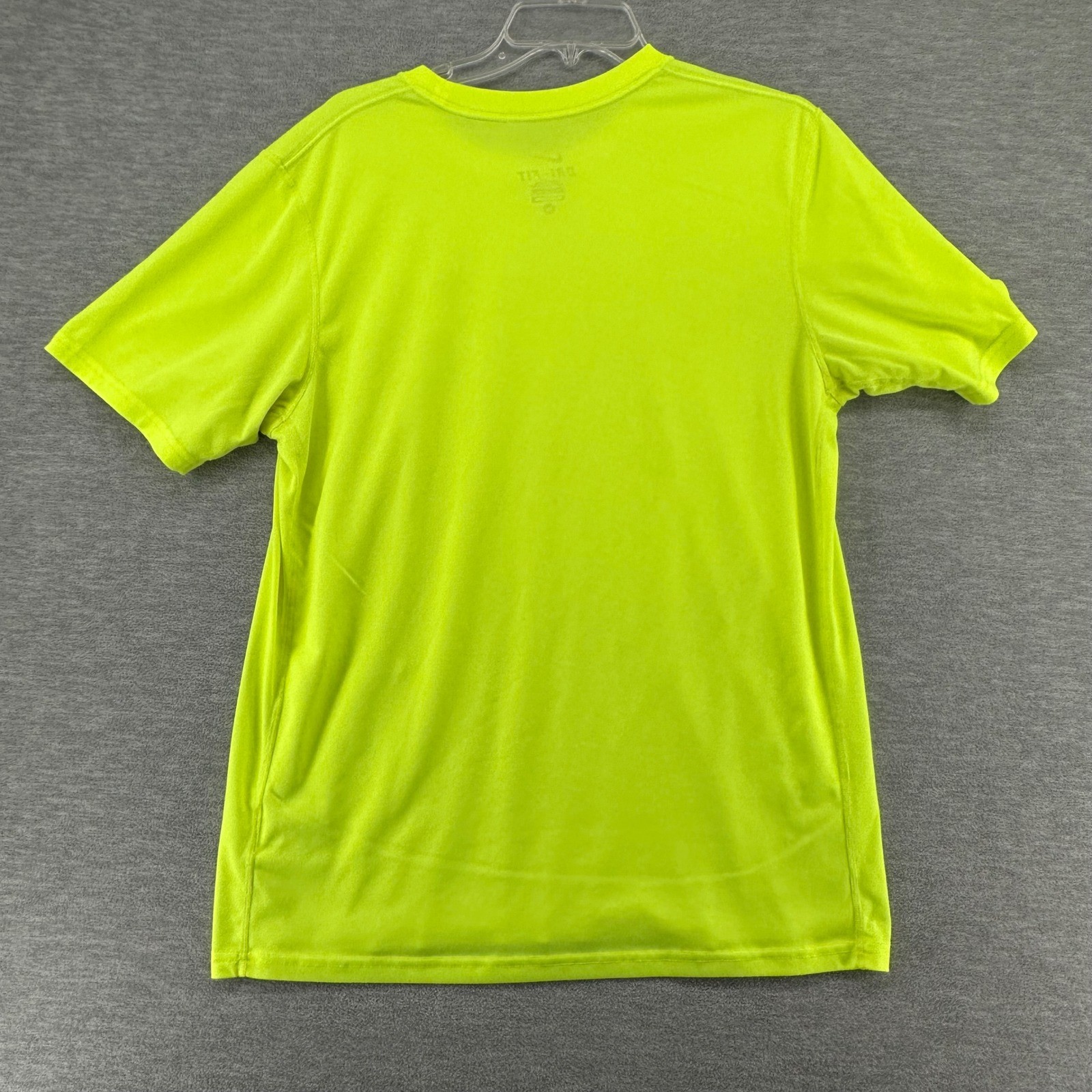 Nike Dri-Fit T-Shirt Mens Medium Neon Volt Short Sleeve Performance Athletic Tee