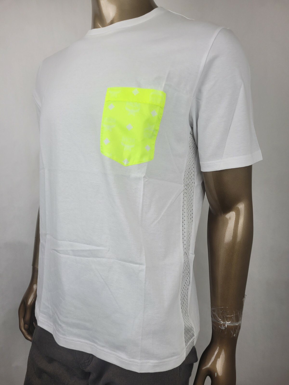 $225 MCM Men’s White Cotton Neon Yellow Nylon Pocket Flo T-Shirt MHT9ALC07WT