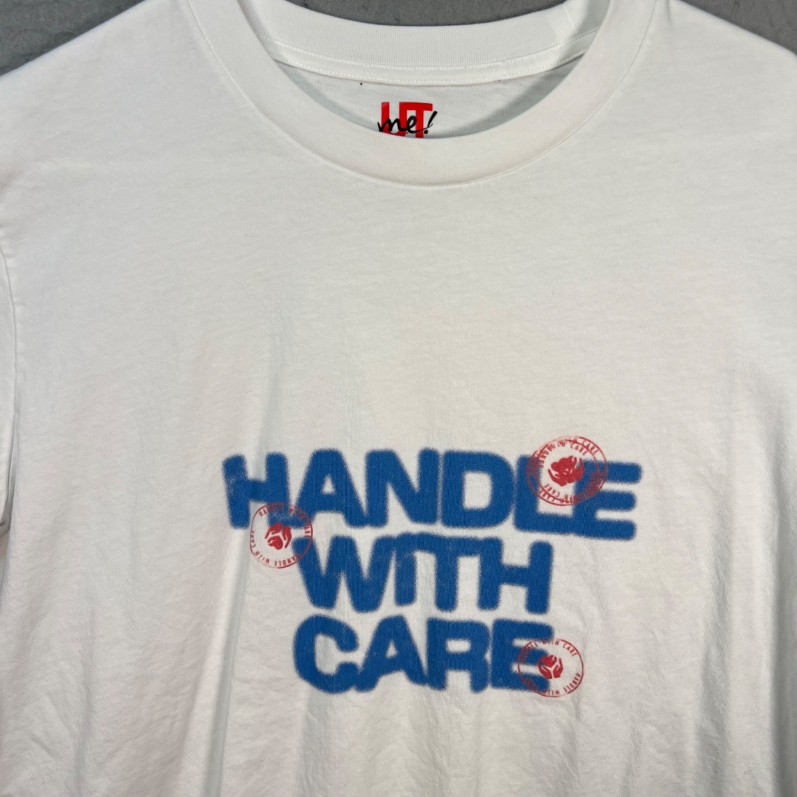 Uniqlo UT Handle With Care Graphic White T-Shirt Mens Large 100% Cotton