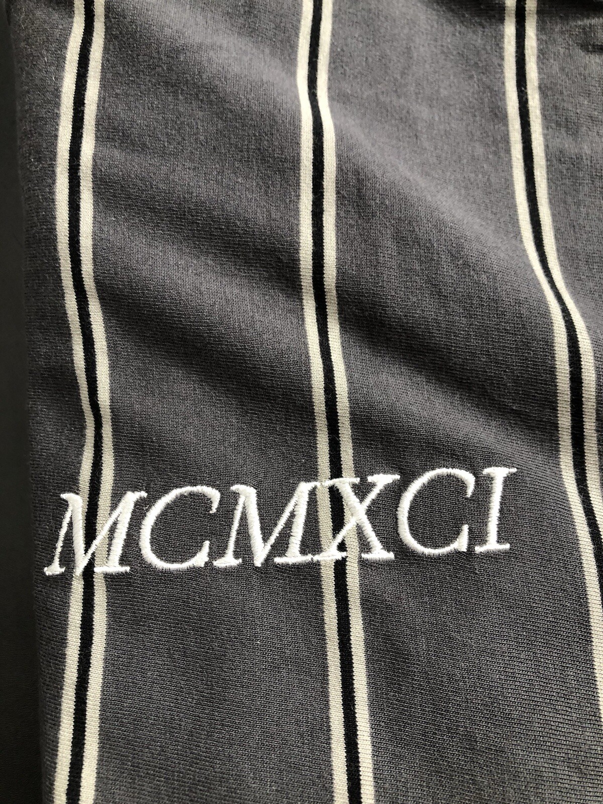 New Look NWT Striped Gray Tee MCMXCI Adult Size XS NEW MEN