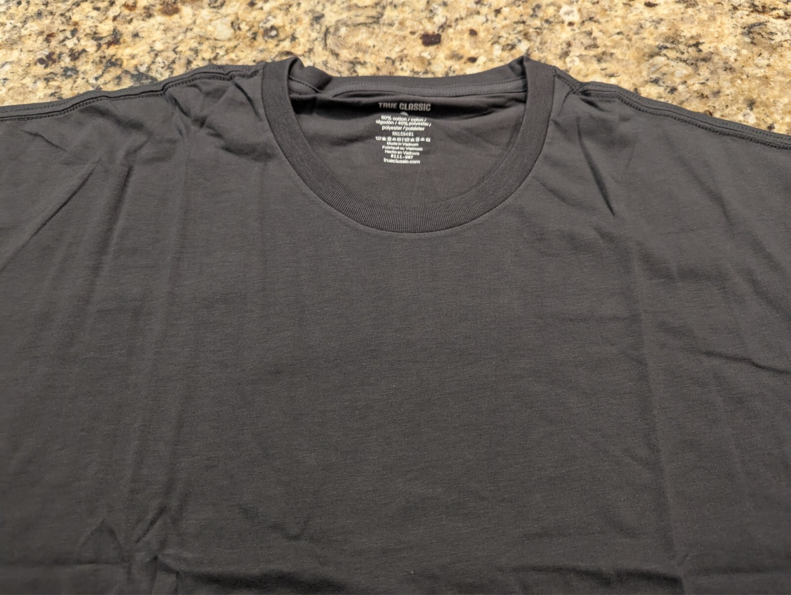 True Classic Men’s Classic Crew Neck Short Sleeve Tee Shirt Carbon Dark Gray 2XL