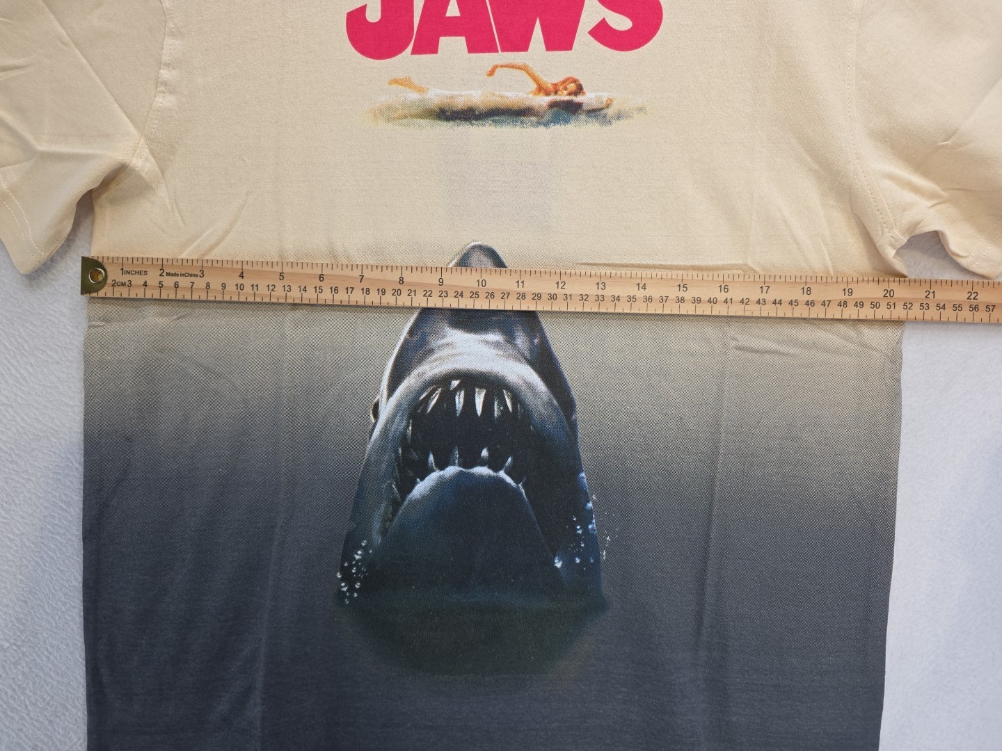 NWT Reason X JAWS Universal Studios Short Sleeve T-Shirt Men’s Size Medium