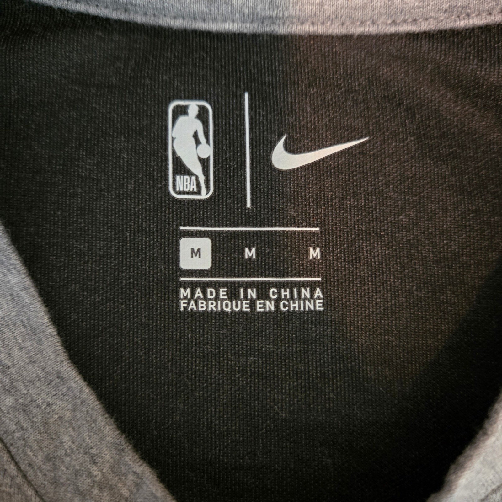 Nike Philadelphia 76ers Tshirt M Gray City Edition Heavyweight DNA Essential