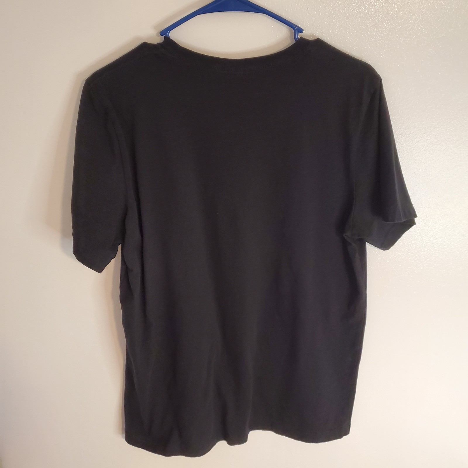 Safemoon Cryptocurrency Logo Graphic T-Shirt Black Size Large Made in USA