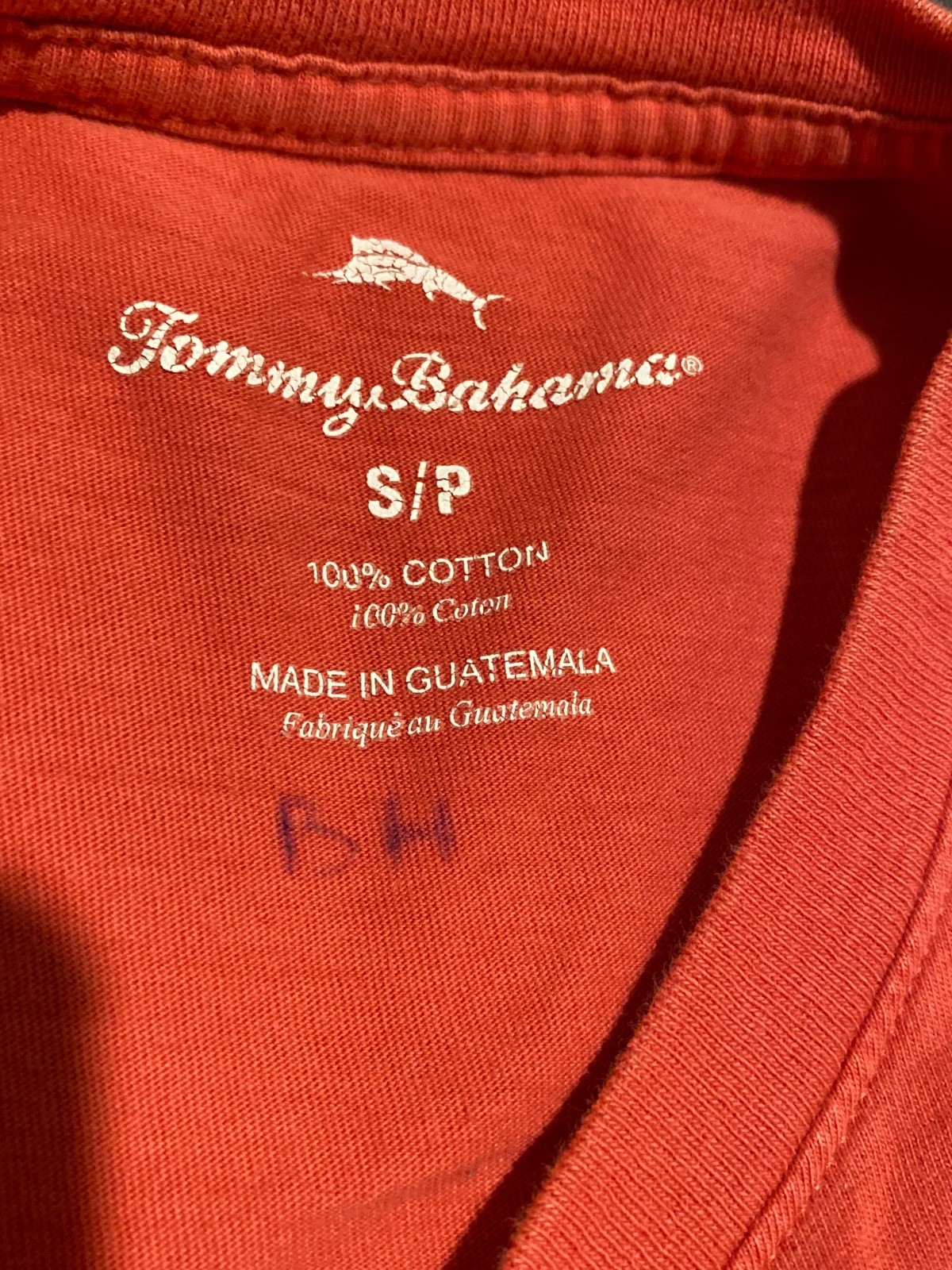 Tommy Bahama Hot Streak Casino Graphic Pocket T Shirt Red Small SP Cigar Dice Po