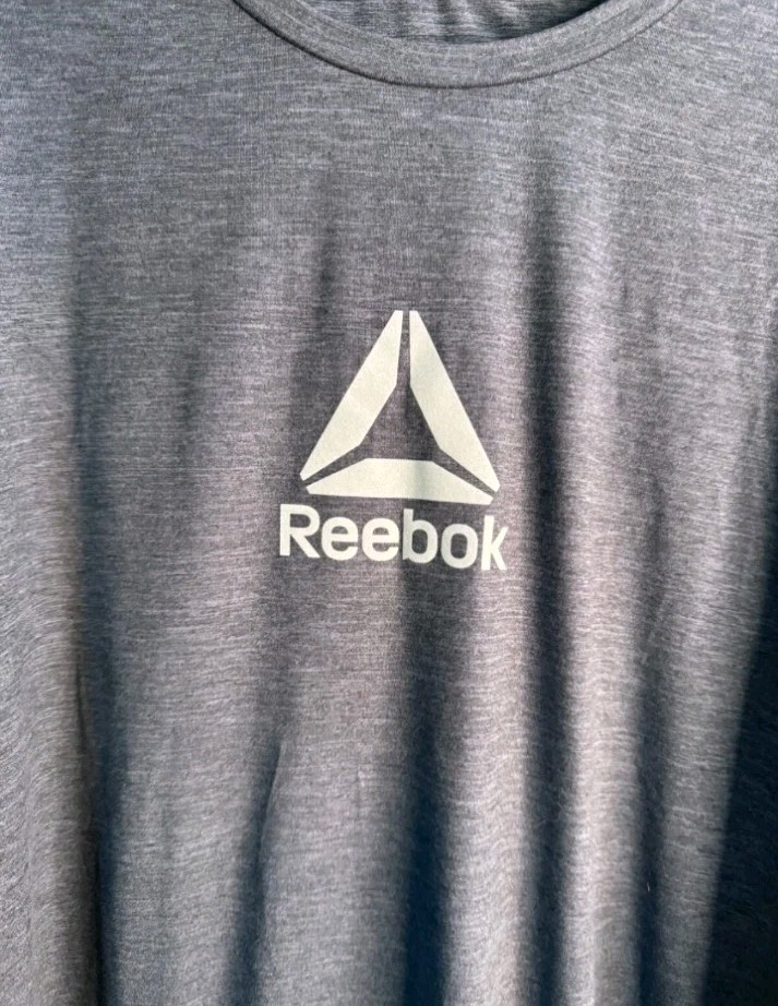 Reebok Long Sleeve Gray Reflective Crew T- Shirt Size Large Used