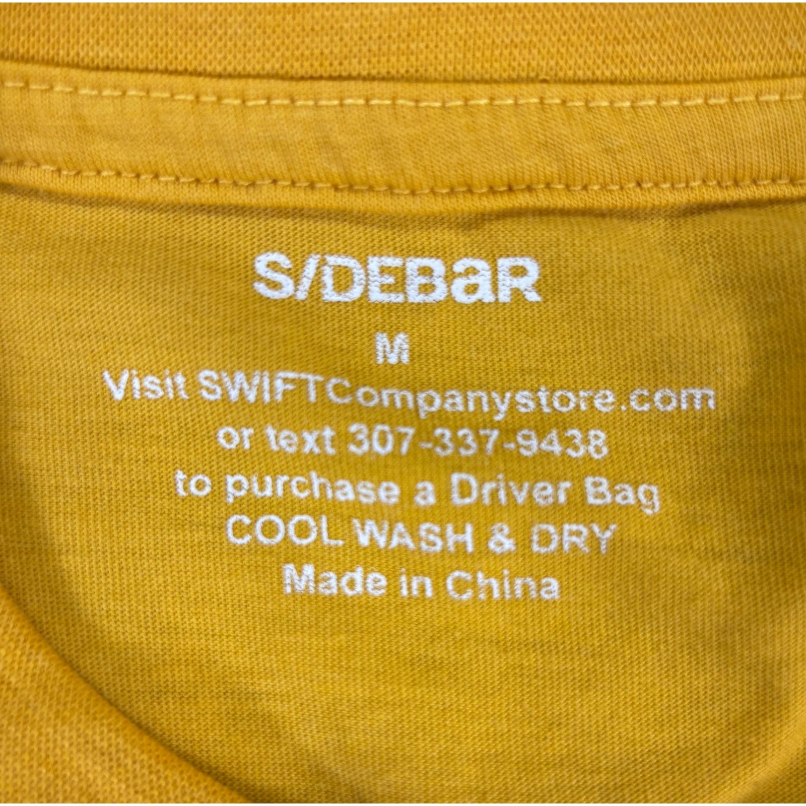 Swift Transportation T-Shirt Mens Medium Yellow Good Graphic Semi Trucker Tee