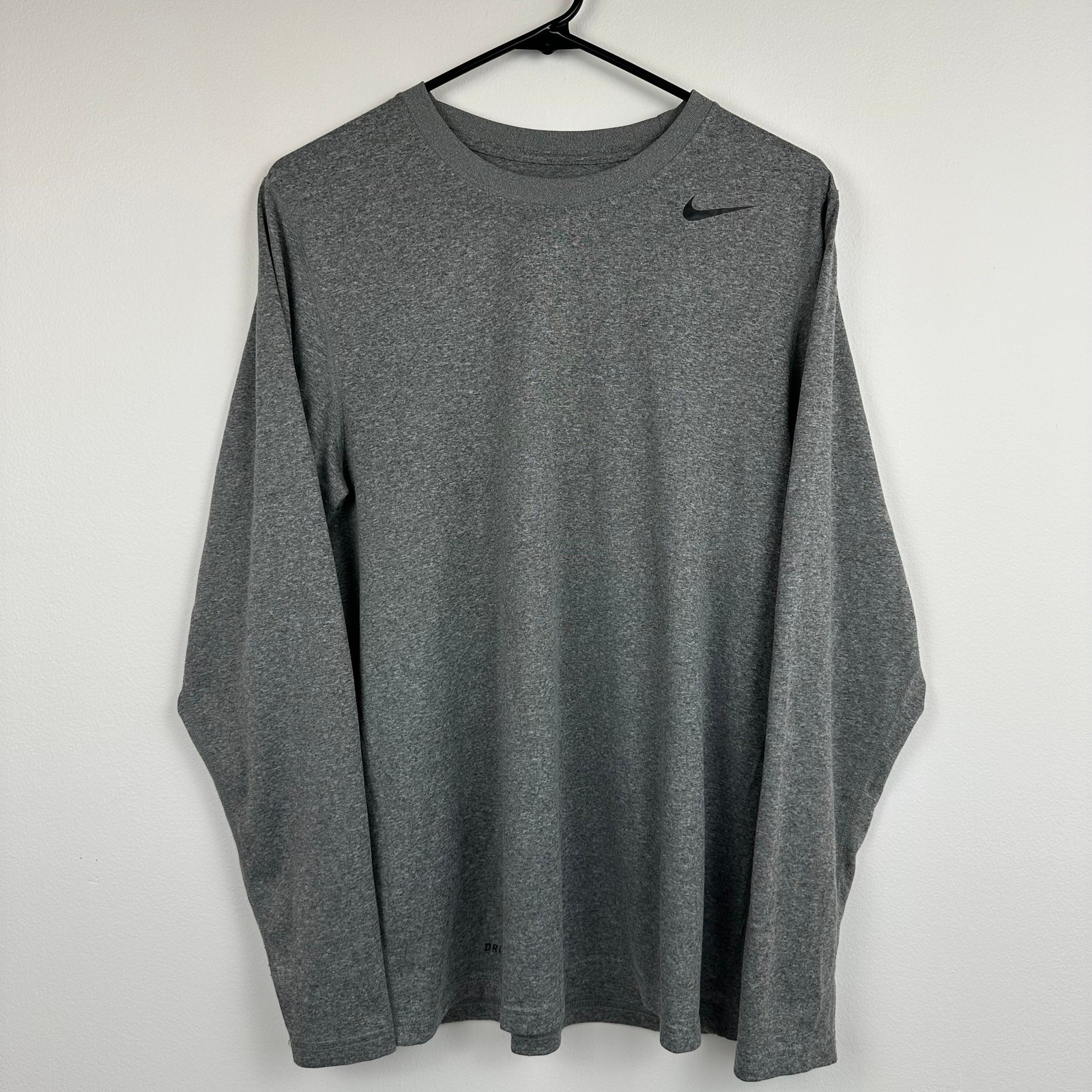 Nike Dri-Fit Mens Long Sleeve Crewneck Logo Activewear Light Grey Shirt Small