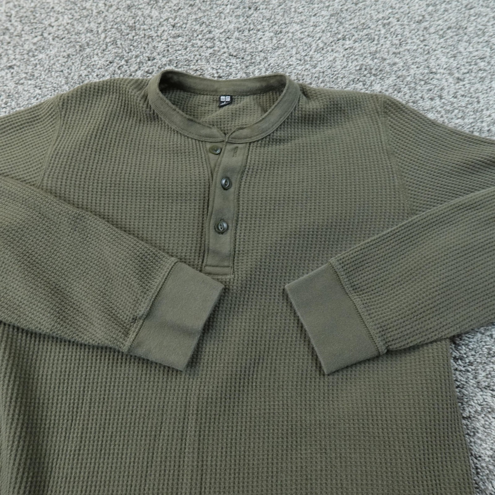 Uniqlo Shirt Mens L Green Waffle Knit Thermal Henley Long Sleeve Outdoor Casual