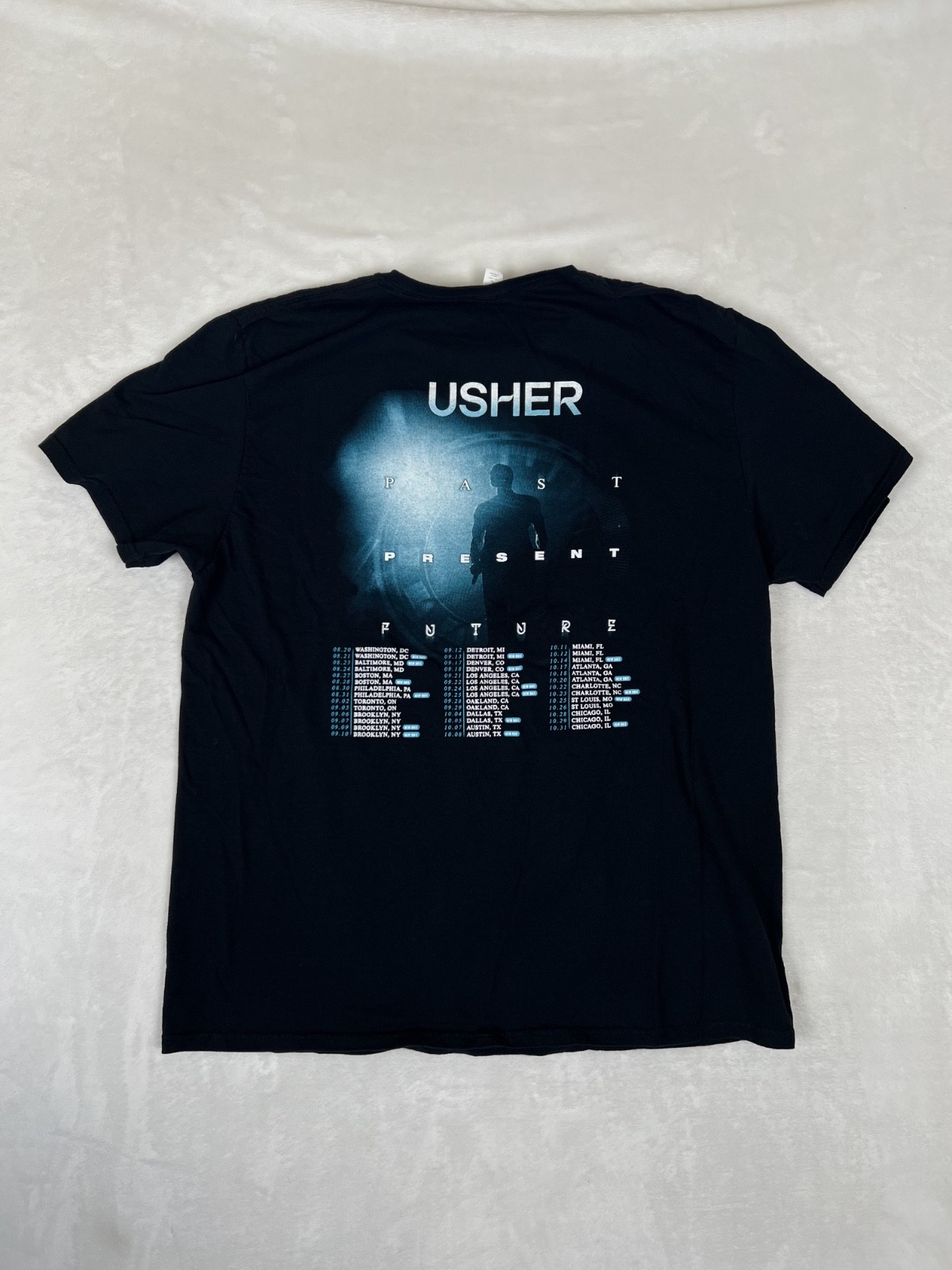 Usher ‘Past Present Future’ Tour T-Shirt Size XL Double Sided Concert Merch