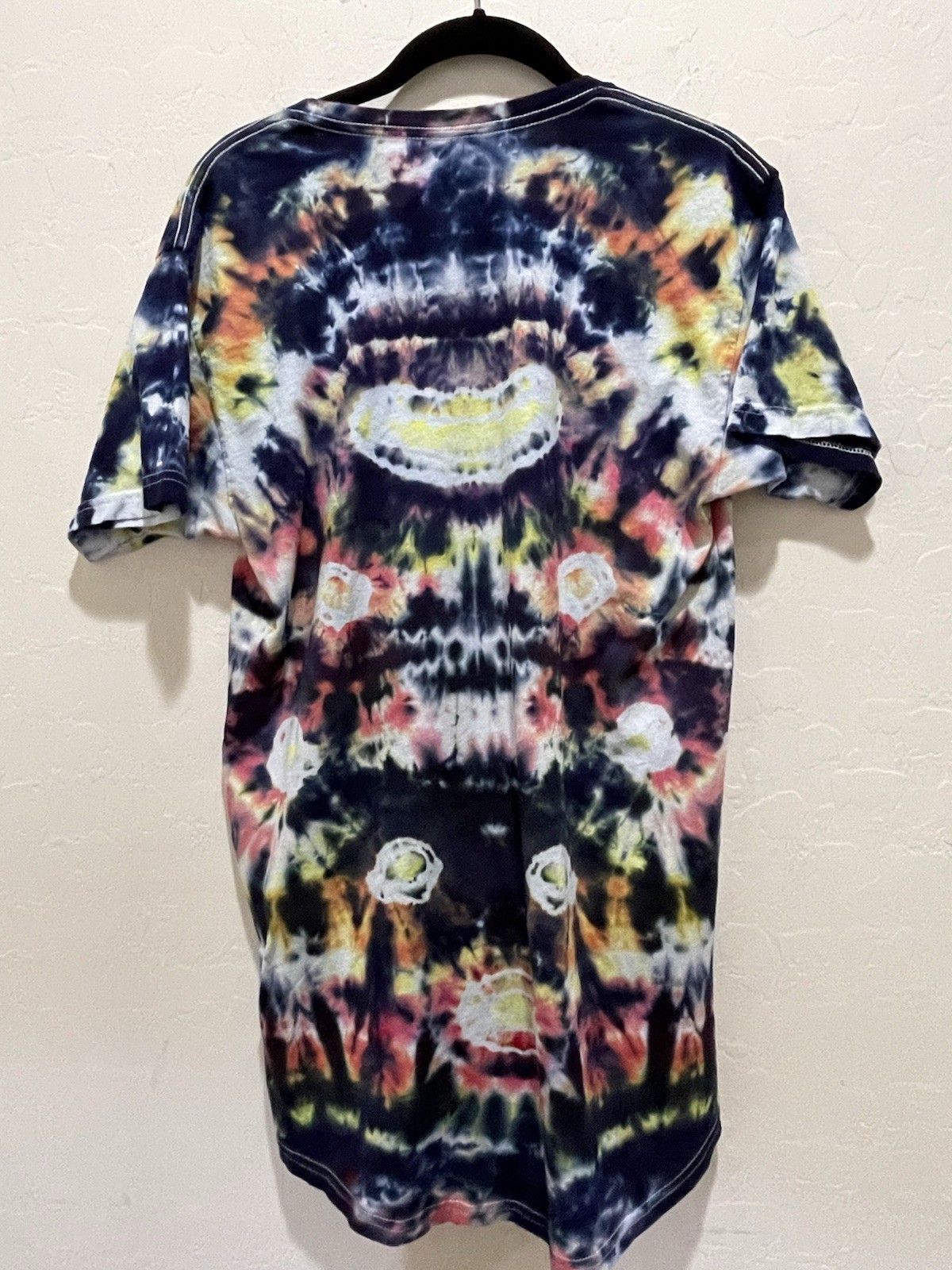 Canvas Multi-Colored Tye Tie Dyed Shirt Mens Medium Long Cut Blue PreOwned