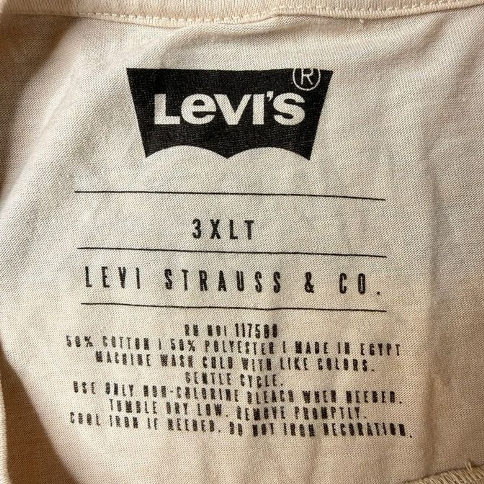 Levi’s Men’s Short Sleeve Regular Fit Graphic T-Shirt – Oatmeal – 3XLT