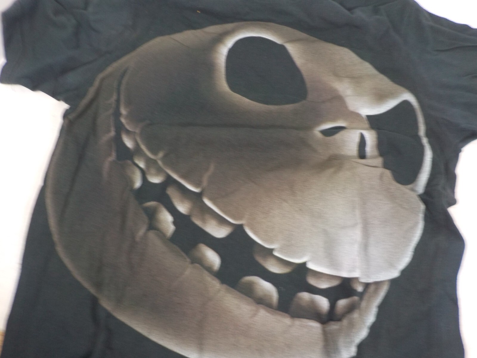 N A312 Disney Nightmare Before Christmas Size Small T-Shirt Lot (B)