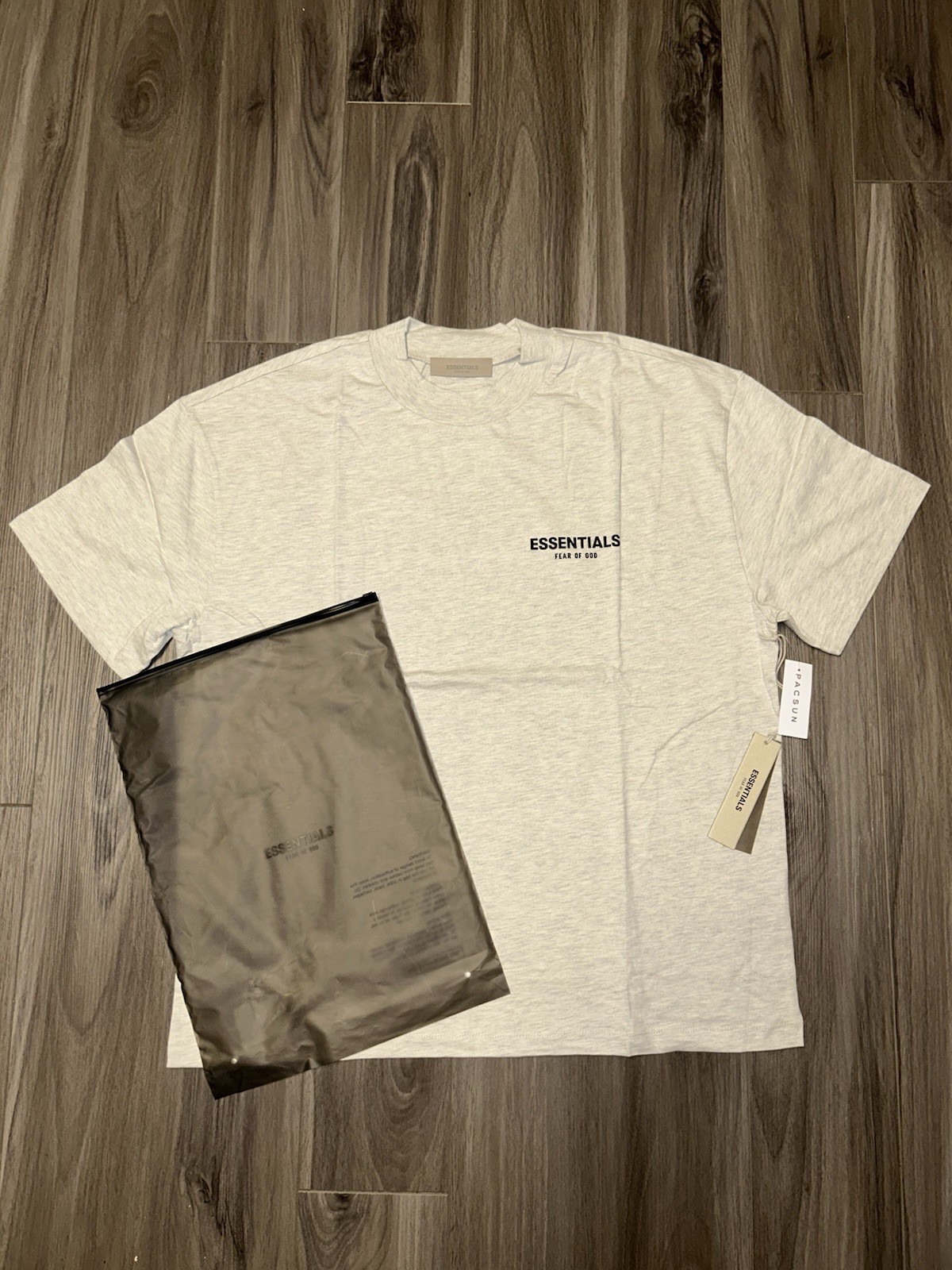 Fear of God Essentials T-Shirt Mens XL Grey NEW Light Oatmeal Oversized Logo