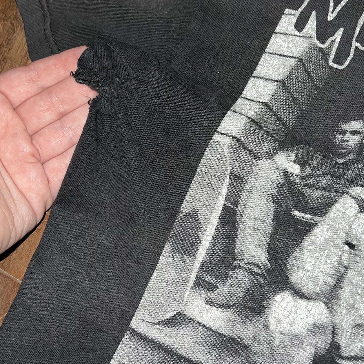 Vtg Y2k Impact Merchandising Minor Threat Punk Band Faded Distressed T Shirt S