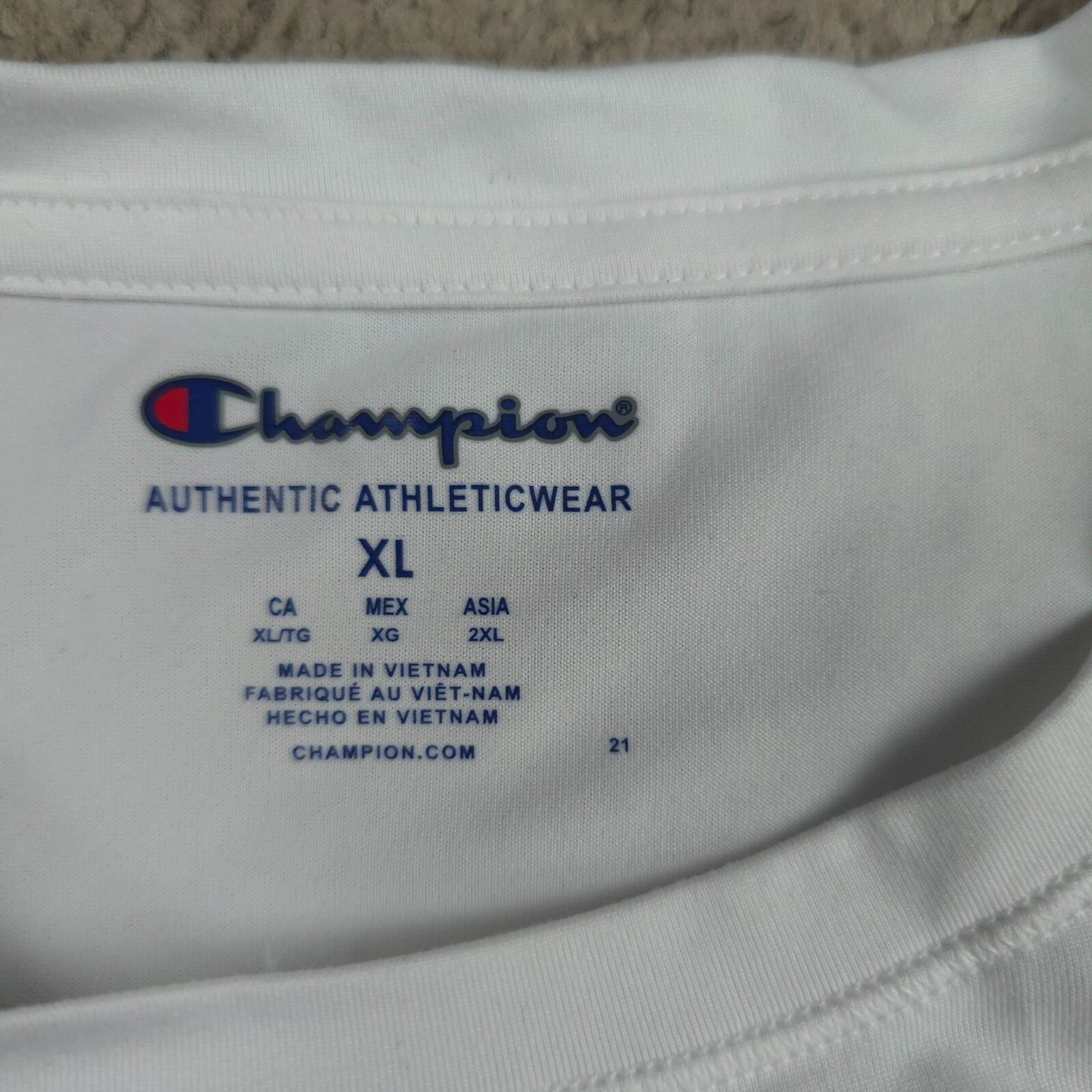 Champion Authentic Athletic Wear Men Crew Neck Short Sleeves T-Shirt XL White