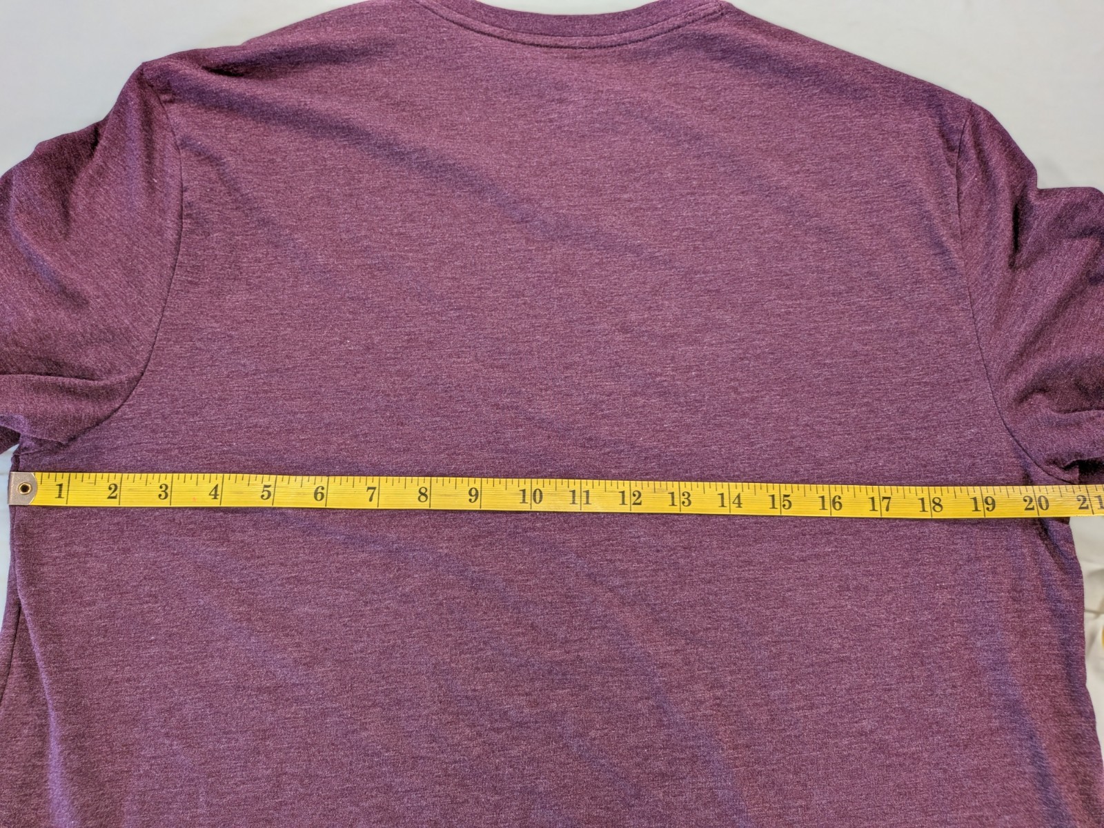 APT.9 Premier Flex Maroon V-Neck T-Shirt Large Lightweigh