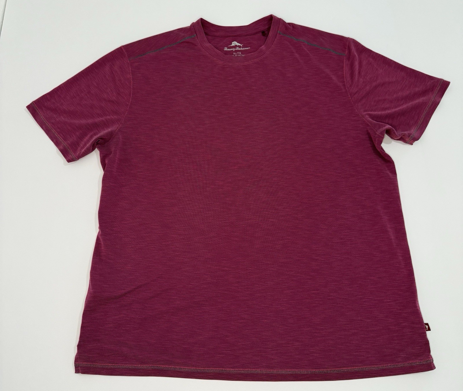 Tommy Bahama T-shirt Men’s Red Burgundy Cooling Quick Dry Sz XL