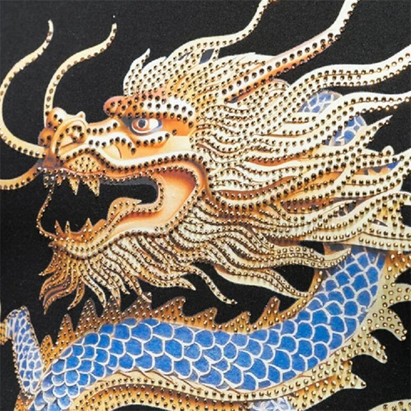New Men Luxury Diamond Dragon Rhinestones Fashion T-Shirt High Quality