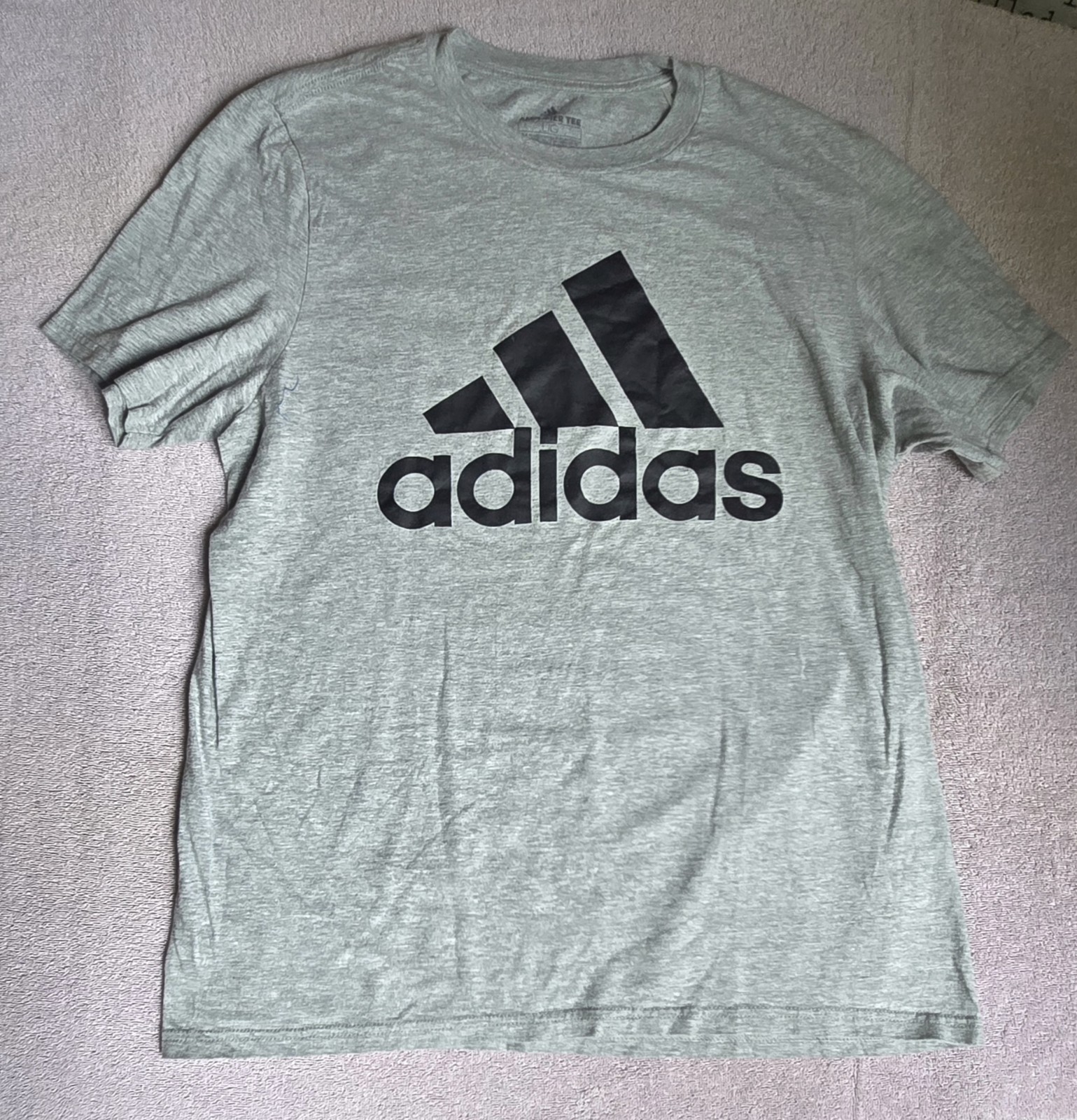 Men’s adidas Amplifier Tee T-Shirt Size Super Soft Large Grey 90% Cotton