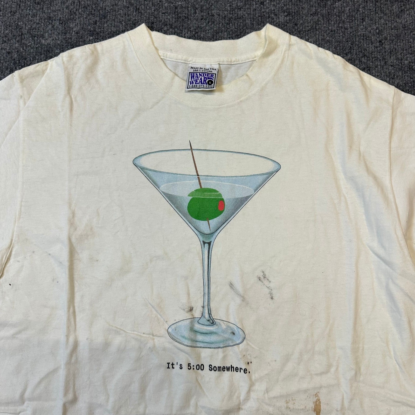 Wander Wear T-Shirt Mens Size L White Martini Graphic Its 5:00 Somewhere