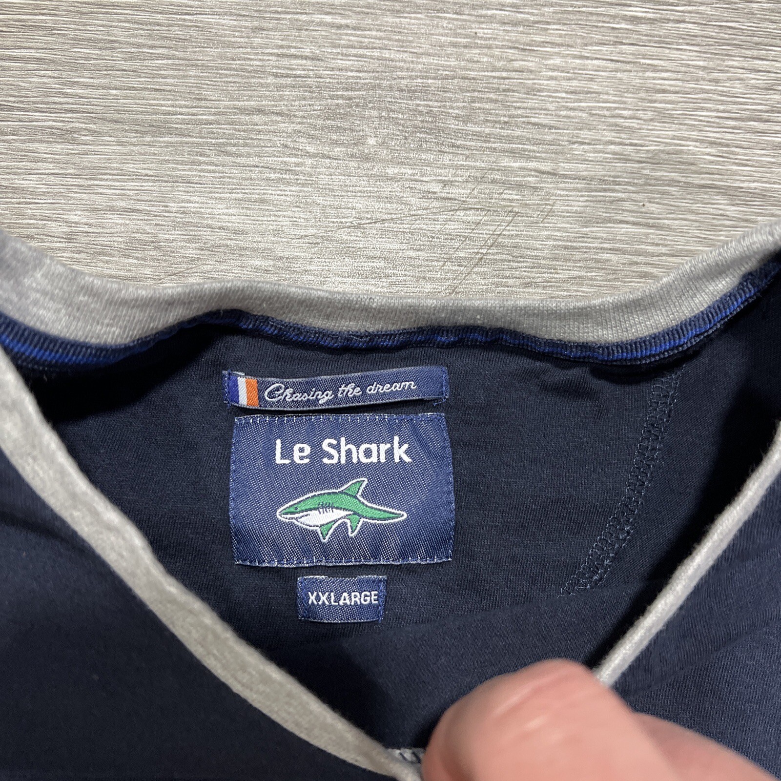 Le Shark T-Shirt Men’s 2XL Blue Gray Trim Chasing the Dream Lightweight Crewneck