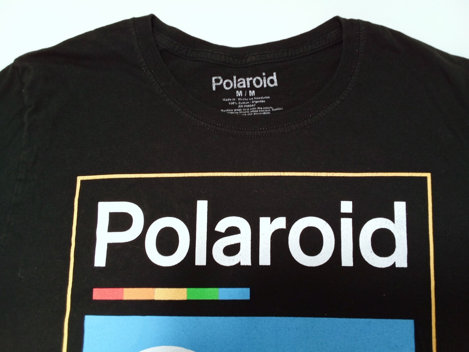 Polaroid Sz.M (Width 19in x Length 27in)100% Cotton T-Shirt Black