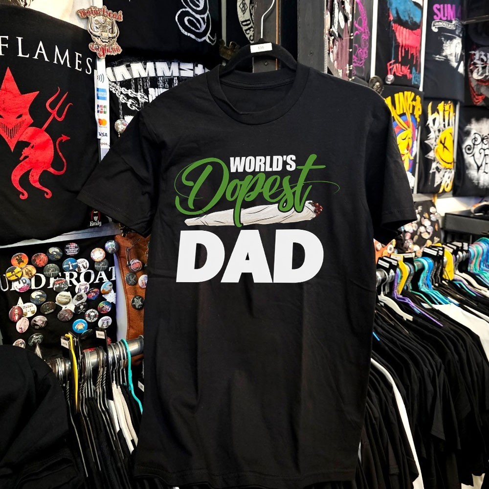 World’s Dopest Dad T-Shirt Funny Retro Green Text Father’s Day Novelty Men Tee