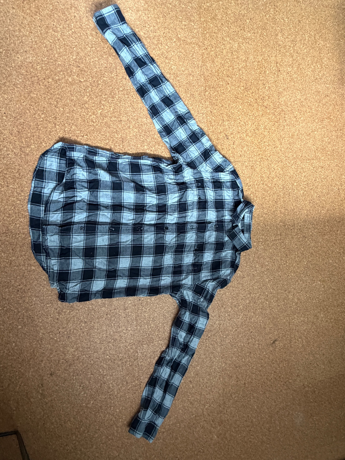 Vintage 1990s Grunge Cotton Plaid Button-Up Shirt Unisex Size Medium