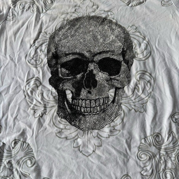 Breezy Premium White Skull Rhinestone Embellished Graphic T-Shirt Rock Grunge
