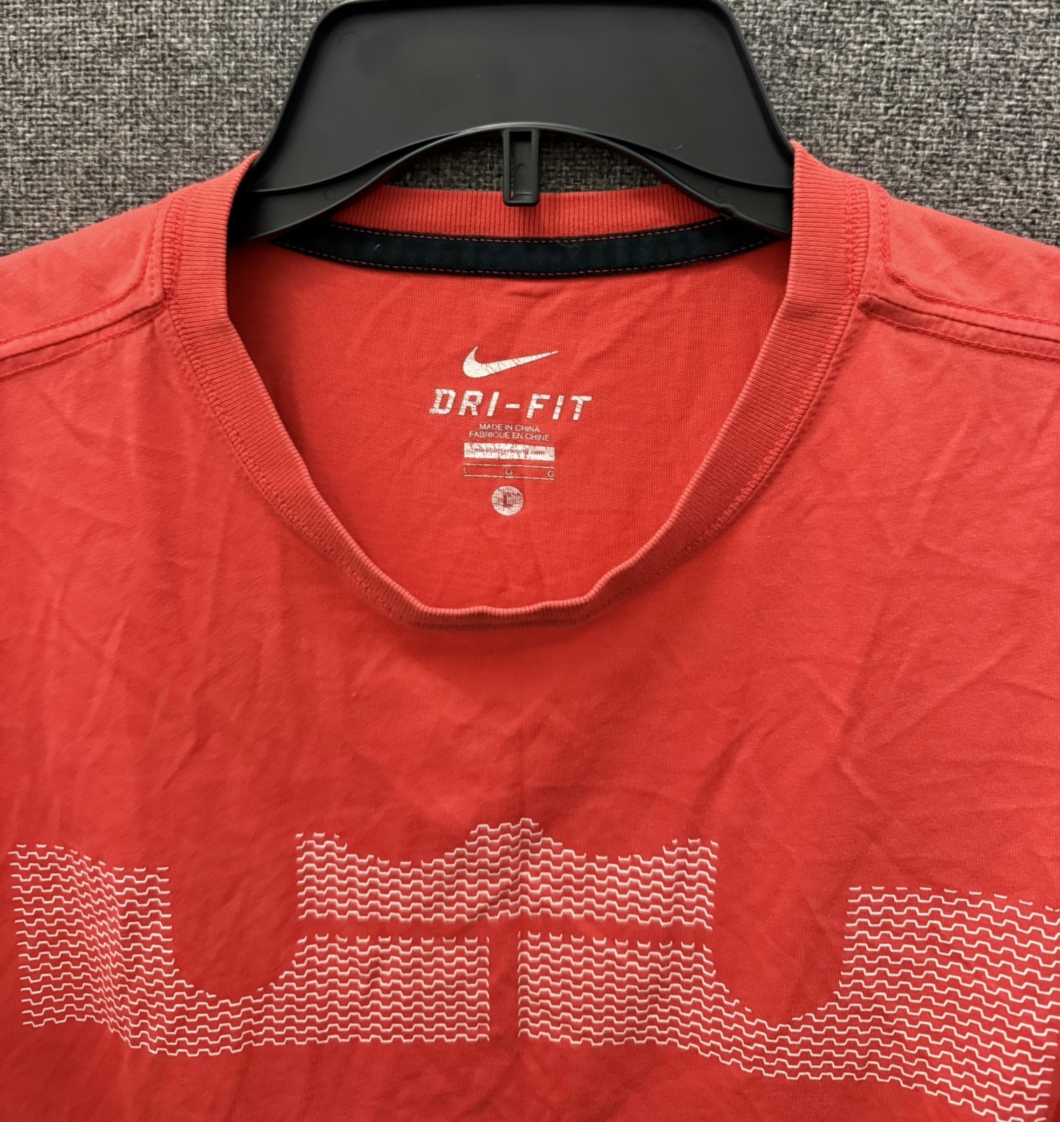 Nike Lebron James T Shirt Size Large Dri-Fit