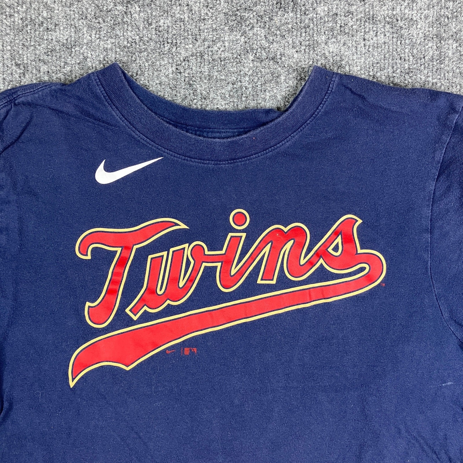 Nike T-Shirt Mens S Navy Blue Minnesota Twins MLB Graphic Baseball Sports Tee