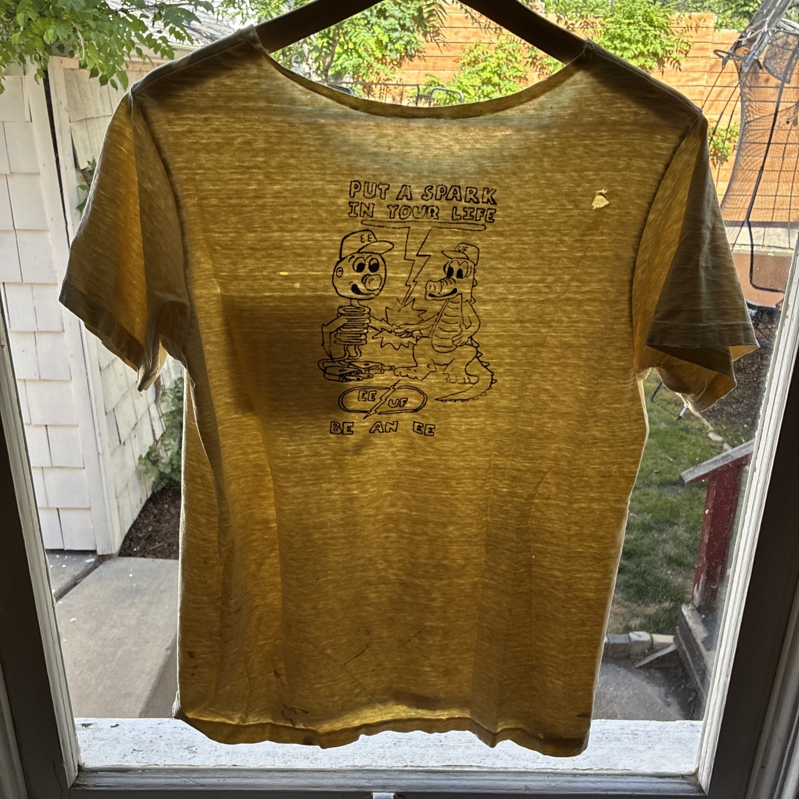 Vintage 1960/50s EXTREMELY RARE Distressed FADED Paperthin Thrashed Tee INSANE