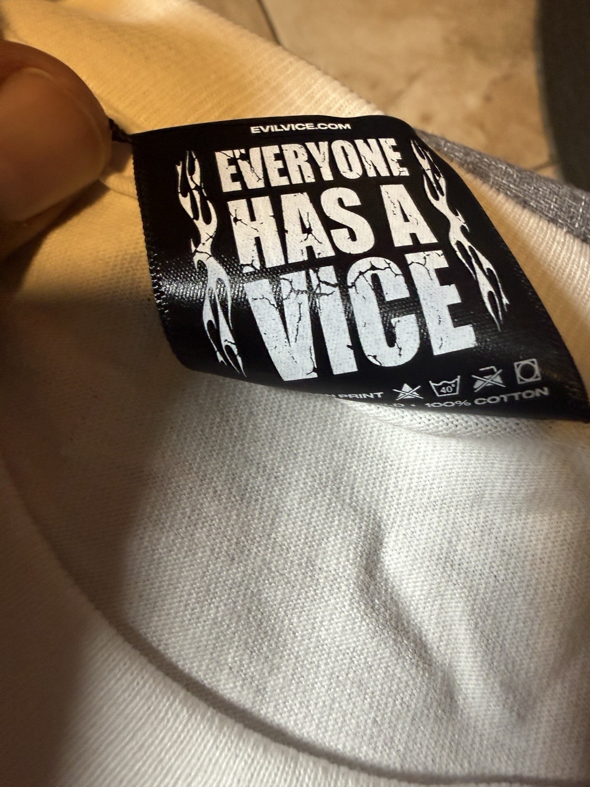 Evil Vice Graphic Logo White Cotton Knit Men’s 2X Crew T Shirt brand new