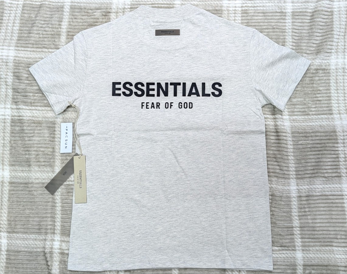 Fear of God Essentials Tee ‘Light Oatmeal’ XS Size Oversized T-Shirt SS22