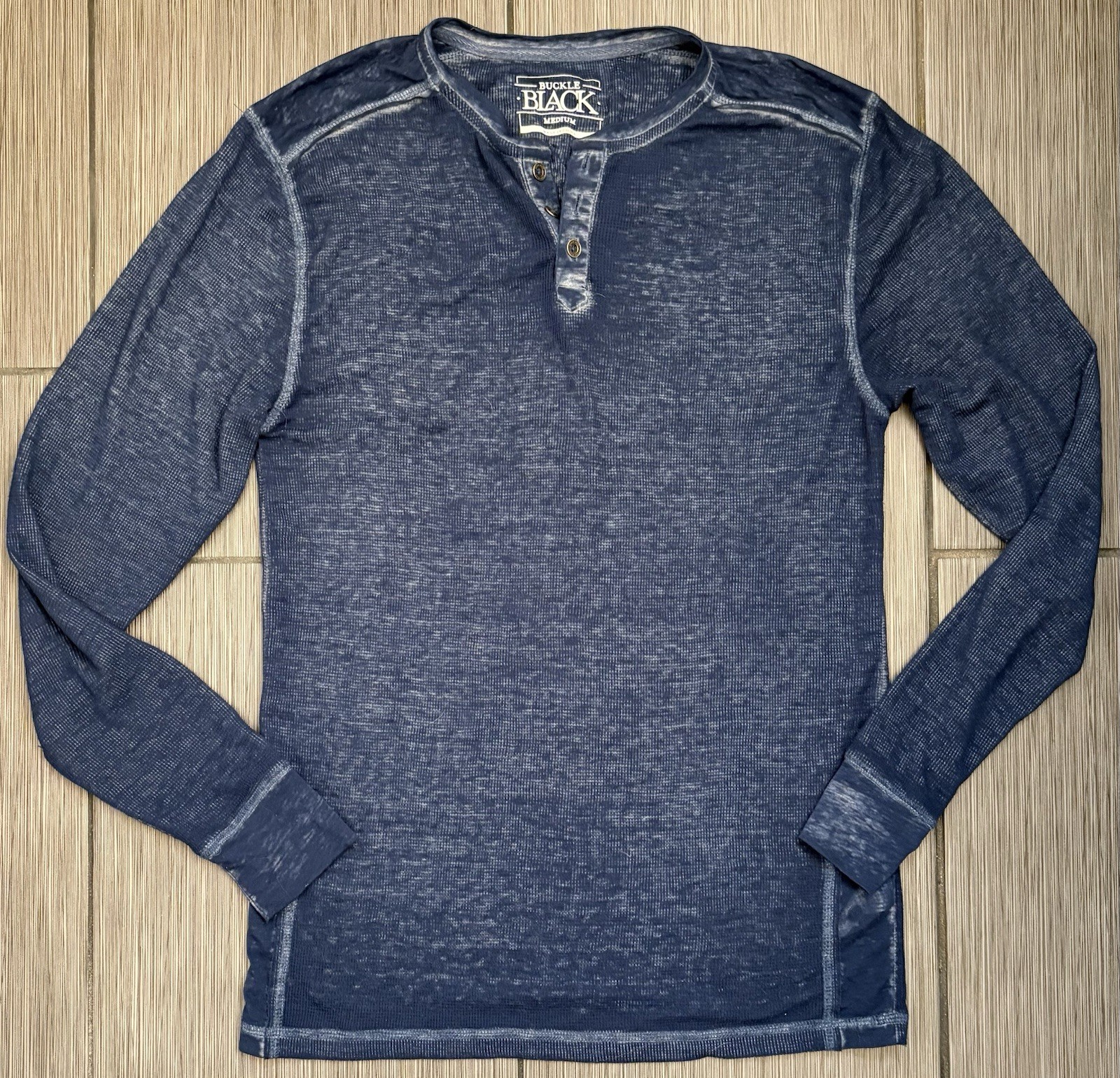 Buckle Black Men’s Slub Long Sleeve Burnout Henley Shirt Medium Blue Waffle