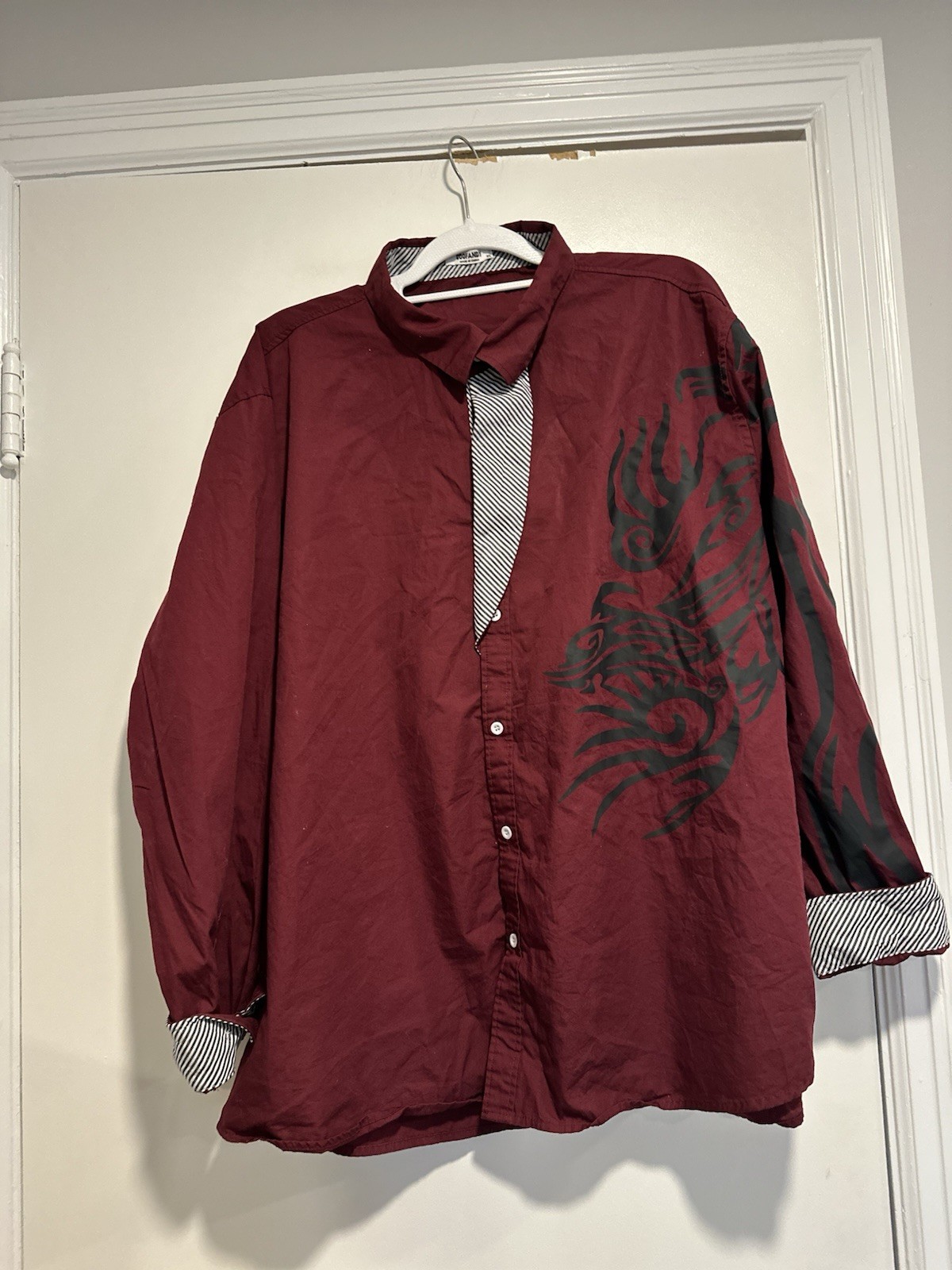 Coofandy mens Sz: 3xl Causal Button Up Dress shirt Maroon black tribal graphic