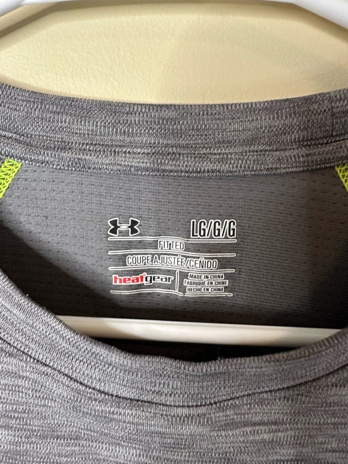 Under Armour Lightweight Breathable Gray Run Tee with High Visibility Accents