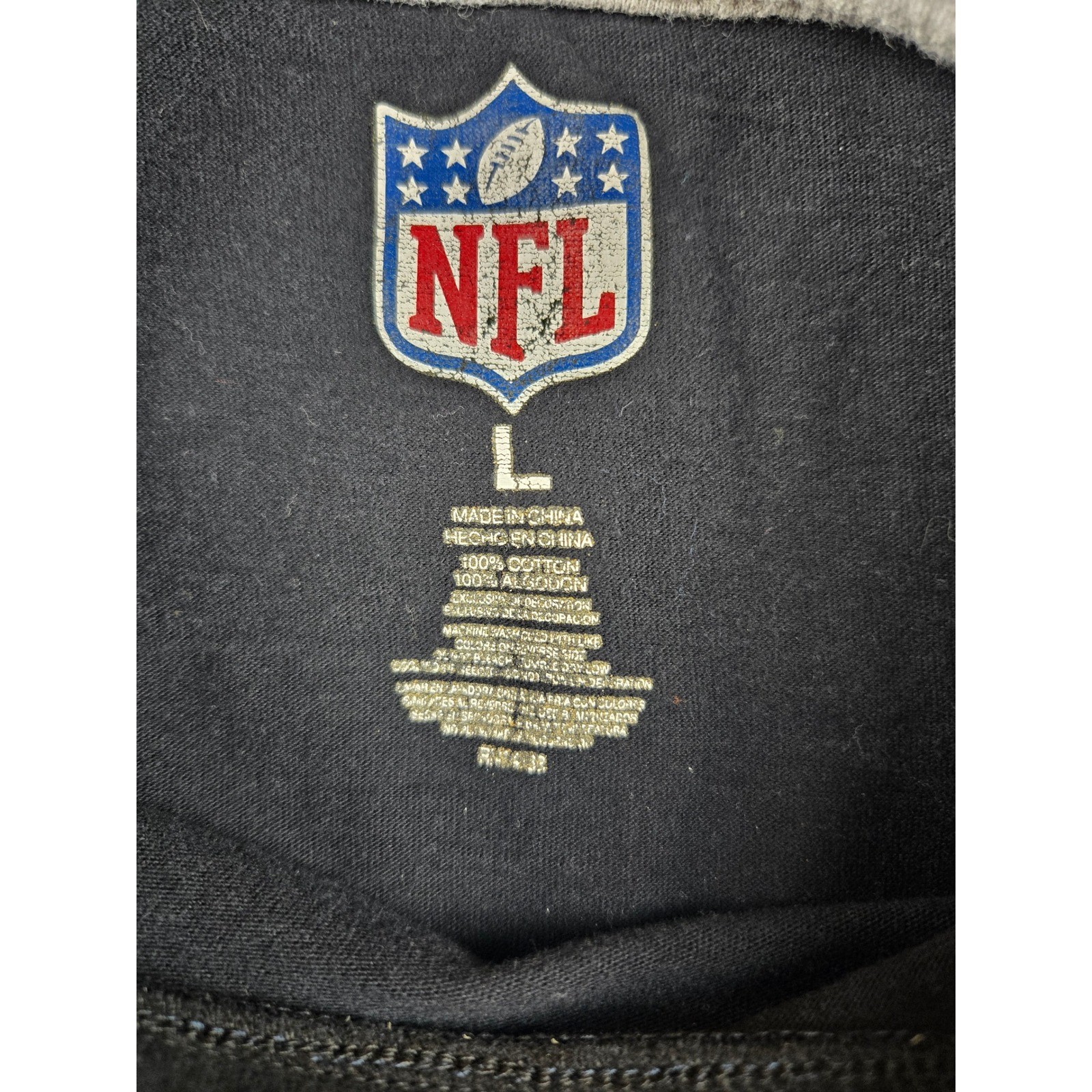 NFL New England Patriots Mens Large T-Shirt Black Gray Colorblock Flying Elvis