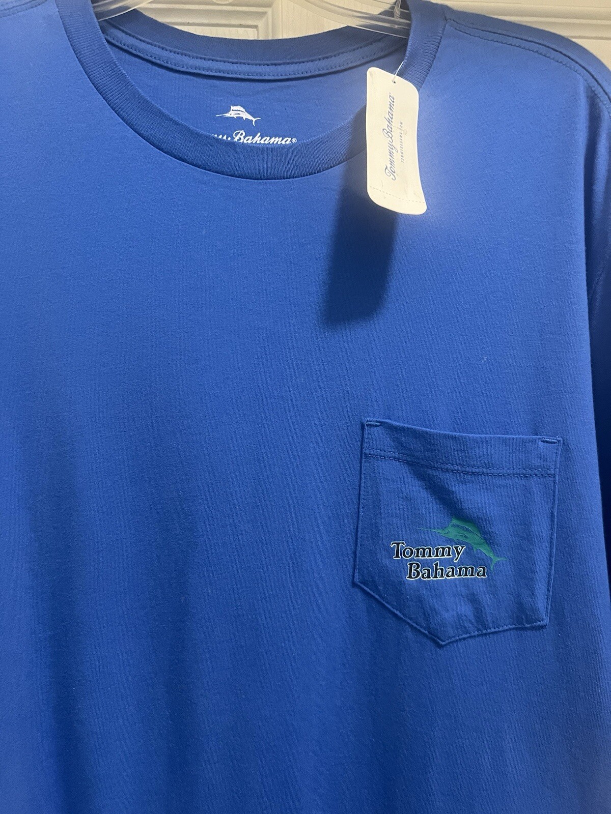 Tommy Bahama Men’s 💯% Cotton Pocket T-Shirt Medium NWT $49.50