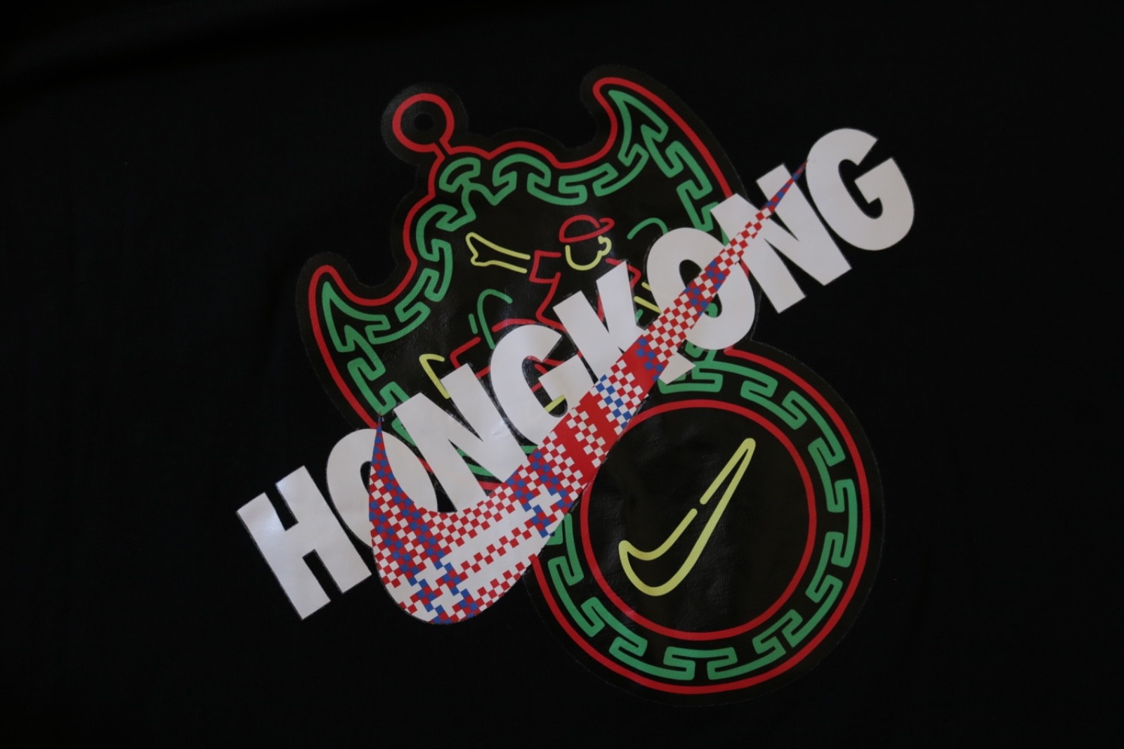 Nike The Nike Tee Hong Kong Loose Fit Graphic T-Shirt Mens Size L Black Swoosh